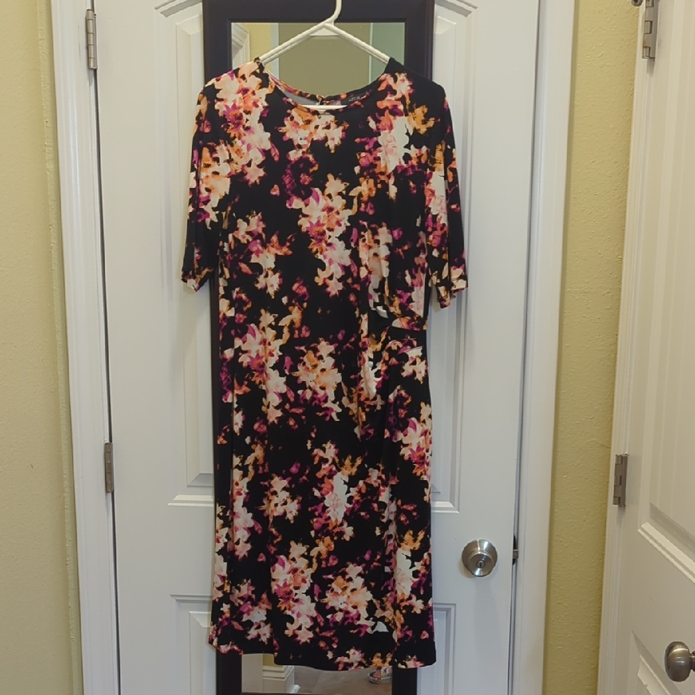 🟣3/$20-Apt. 9 Black Floral Midi Dress
